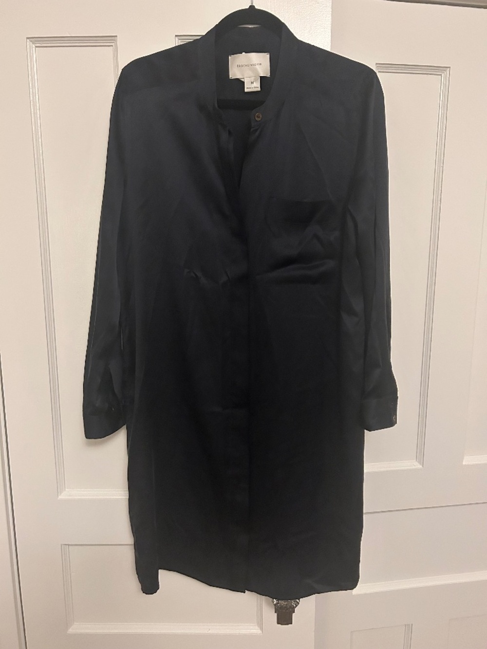Brochu Walker 100% silk shirt dress- black size medium